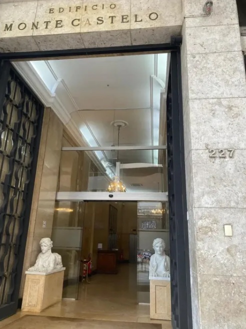 Av Erasmo Braga 227/310